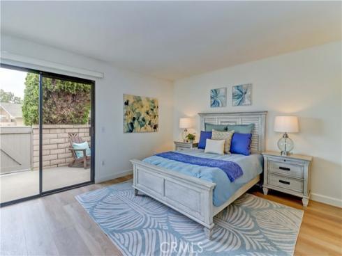 8877 Tulare 313-B , Huntington Beach, CA