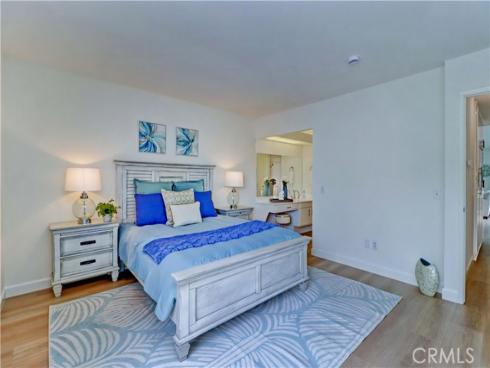 8877 Tulare 313-B , Huntington Beach, CA