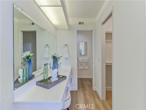 8877 Tulare 313-B , Huntington Beach, CA