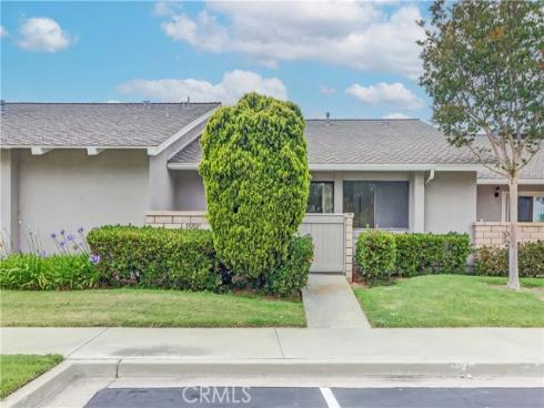 8877 Tulare 313-B , Huntington Beach, CA