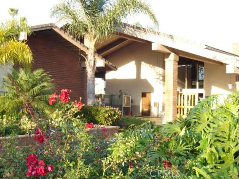 8877 Tulare 313-B , Huntington Beach, CA