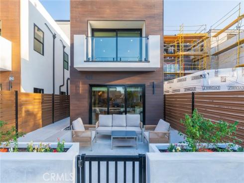 422 20th Street