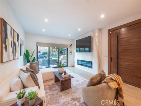 422 20th Street, Huntington Beach, CA