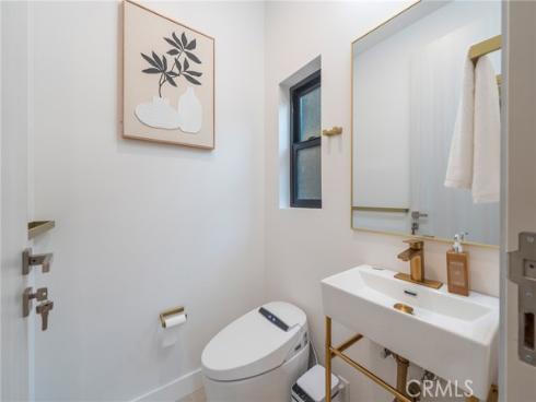 422 20th Street, Huntington Beach, CA