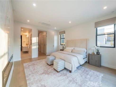 422 20th Street, Huntington Beach, CA