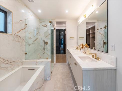 422 20th Street, Huntington Beach, CA