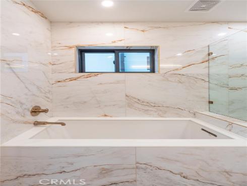 422 20th Street, Huntington Beach, CA