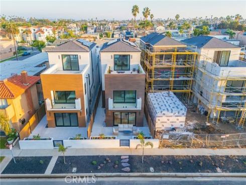 422 20th Street, Huntington Beach, CA