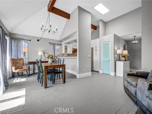 4682 Warner C304 Avenue, Huntington Beach, CA