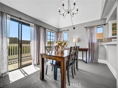 4682 Warner C304 Avenue, Huntington Beach, CA
