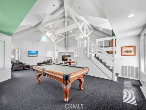 4682 Warner C304 Avenue, Huntington Beach, CA