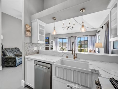 4682 Warner C304 Avenue, Huntington Beach, CA