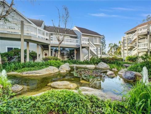 4682 Warner C304 Avenue, Huntington Beach, CA