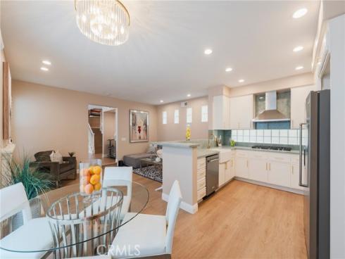 515  21st   Street, Huntington Beach, CA