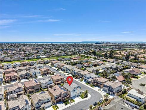 9602  Daybreak   Drive, Huntington Beach, CA