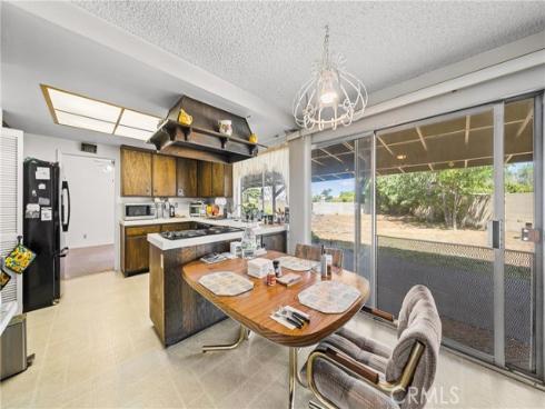 8111 Dartmoor Dr , Huntington Beach, CA