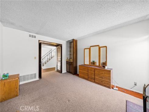 8111 Dartmoor Dr , Huntington Beach, CA