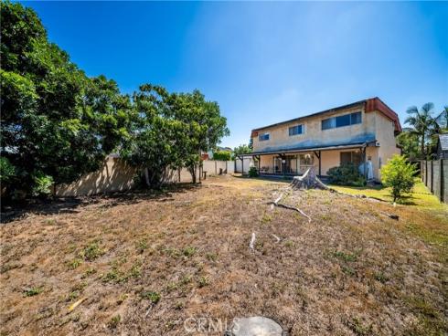 8111 Dartmoor Dr , Huntington Beach, CA