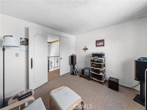 8111 Dartmoor Dr , Huntington Beach, CA