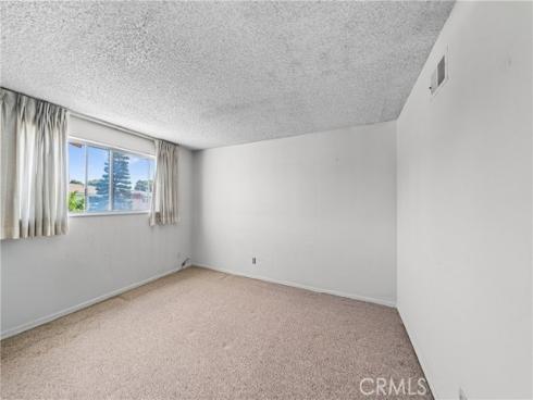 8111 Dartmoor Dr , Huntington Beach, CA