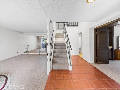 8111 Dartmoor Dr , Huntington Beach, CA