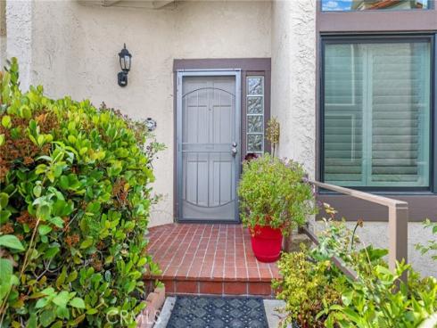 19544 Vasile Cir , Huntington Beach, CA