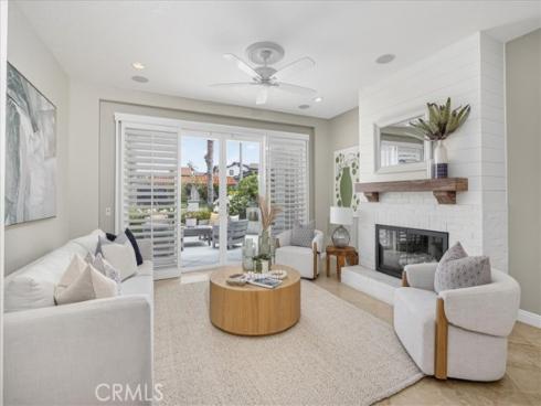 617 12th , Huntington Beach, CA