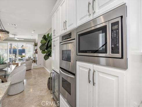 617 12th , Huntington Beach, CA