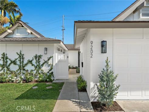 9202 Aloha Drive, Huntington Beach, CA