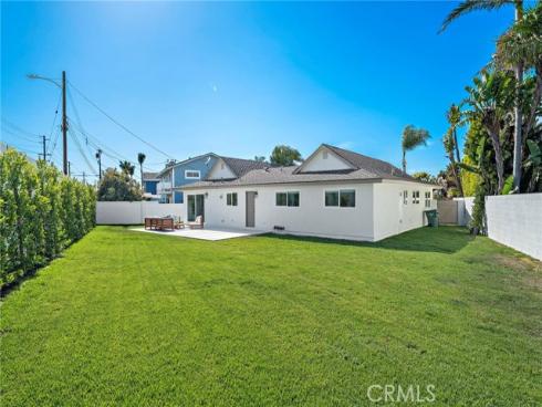 9202 Aloha Drive, Huntington Beach, CA