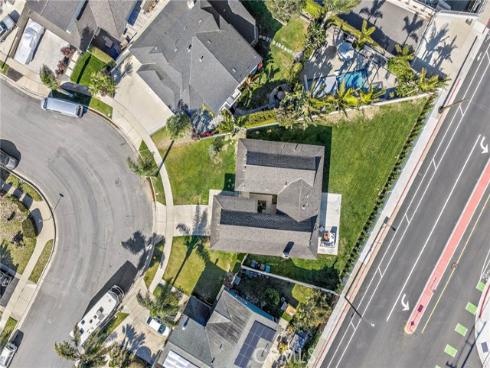 9202 Aloha Drive, Huntington Beach, CA