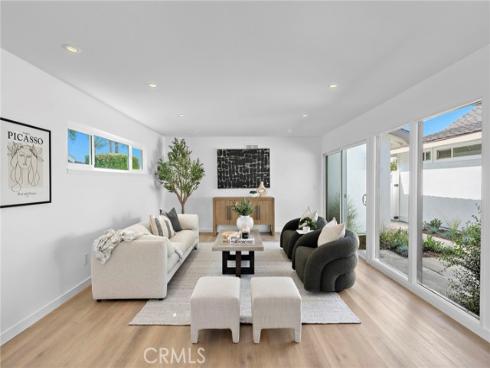 9202 Aloha Drive, Huntington Beach, CA