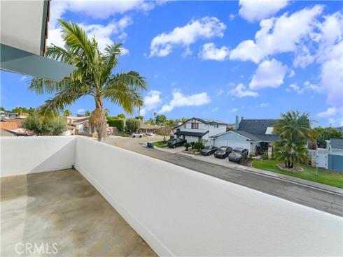 19251 Worchester Lane, Huntington Beach, CA