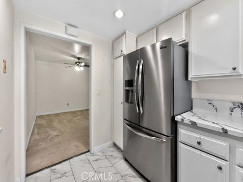 8633 Portola 18F Court, Huntington Beach, CA