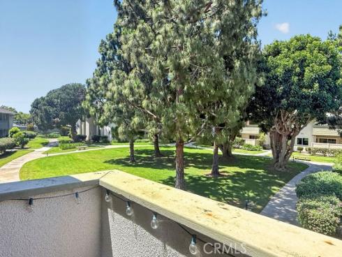 8633 Portola 18F Court, Huntington Beach, CA