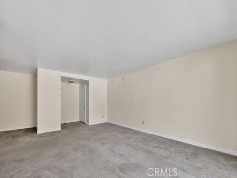 8633 Portola 18F Court, Huntington Beach, CA