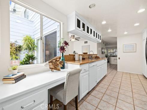 8120 Baymist C Drive, Huntington Beach, CA