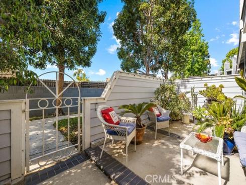 8120 Baymist C Drive, Huntington Beach, CA