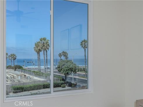 19261 Surfview , Huntington Beach, CA