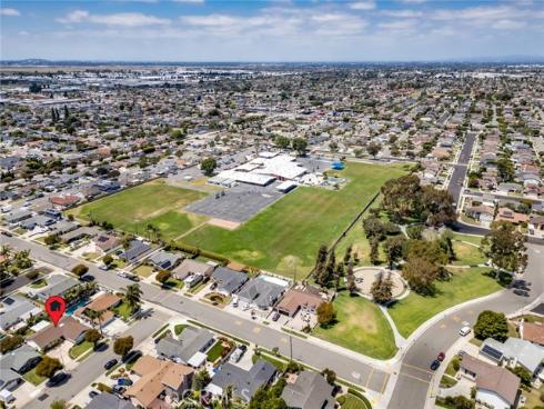 16381 Lakemont , Huntington Beach, CA