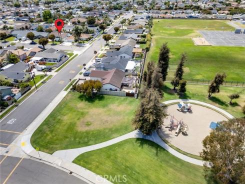 16381  Lakemont  , Huntington Beach, CA