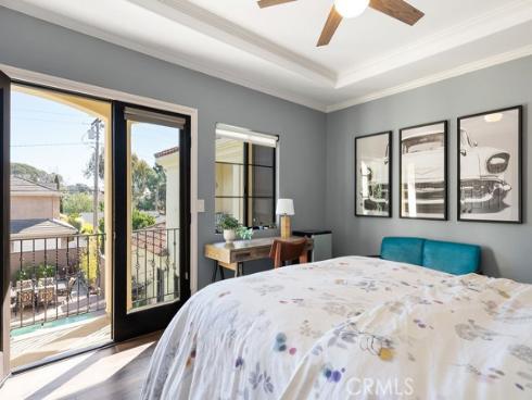 736 14th , Huntington Beach, CA