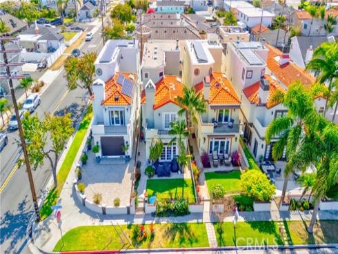 816 Delaware Street, Huntington Beach, CA