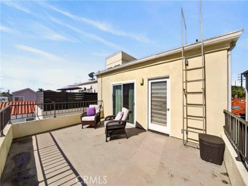 816 Delaware Street, Huntington Beach, CA