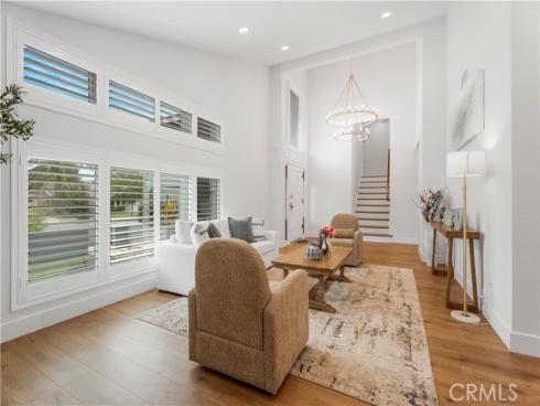 16542 Los Verdes , Huntington Beach, CA