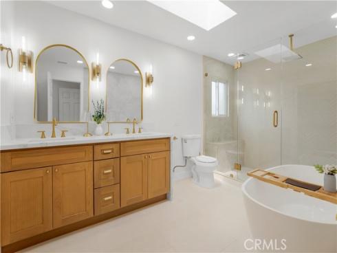 16542 Los Verdes , Huntington Beach, CA