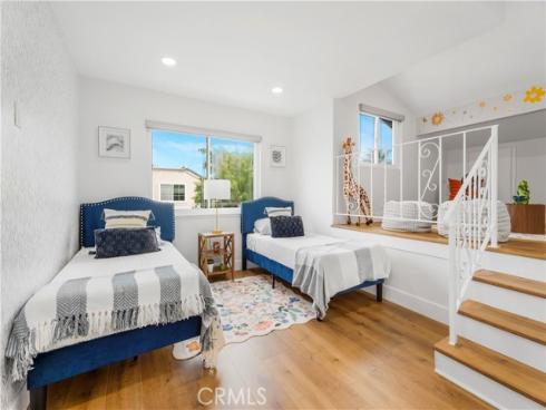 16542 Los Verdes , Huntington Beach, CA