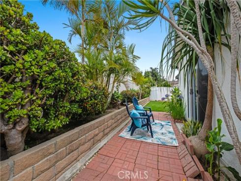 20852 Lancelot Lane, Huntington Beach, CA