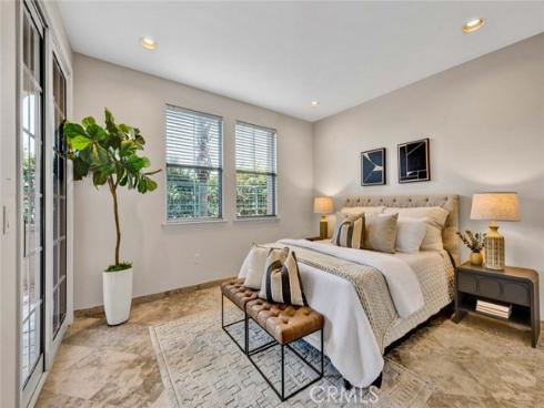 5142 Warner 109 Avenue, Huntington Beach, CA