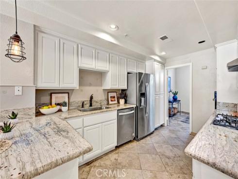 5142 Warner 109 Avenue, Huntington Beach, CA